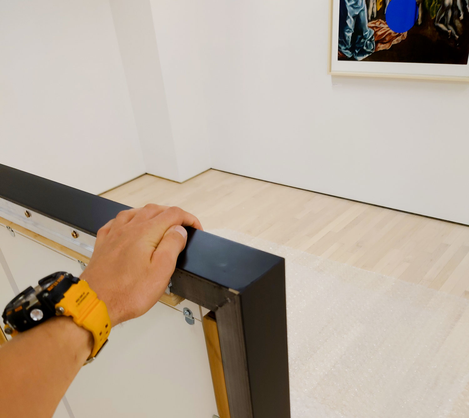 What Does a Professional Art Installer Do?